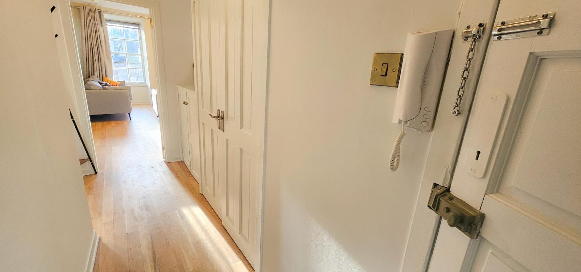 Royal Mile - Bright 2 Bedroom Apartment EDI Eksteriør billede