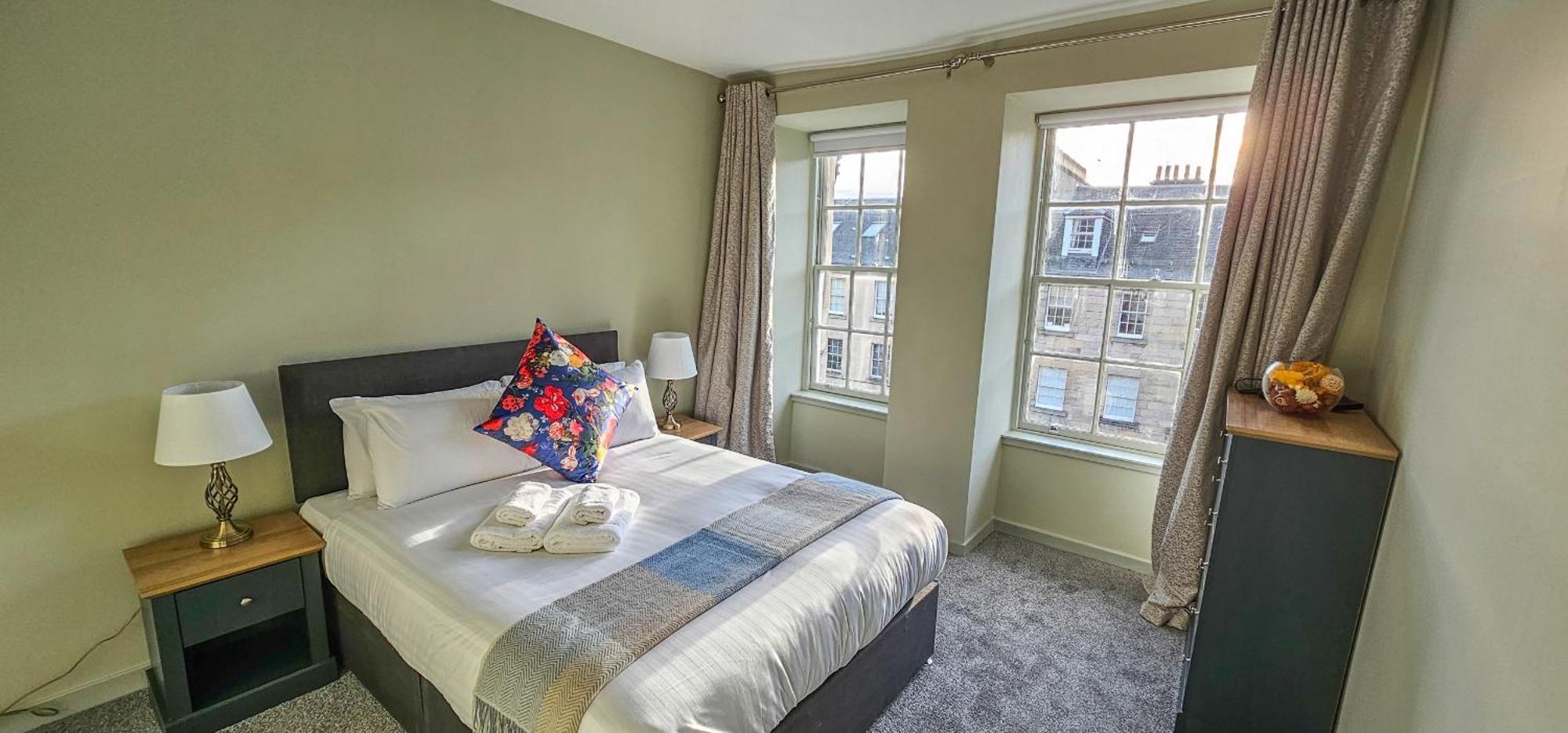 Royal Mile - Bright 2 Bedroom Apartment EDI Eksteriør billede